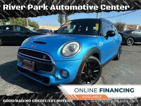 2017 MINI Hardtop 4 Door for sale at River Park Automotive Center in Fresno CA