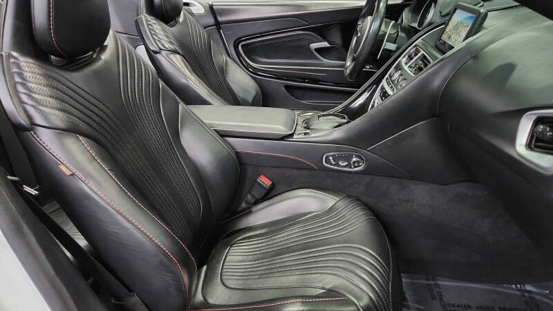 2019 Aston Martin DB11 Volante