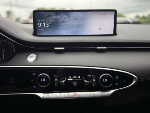 2022 Genesis GV70 2.5T Standard