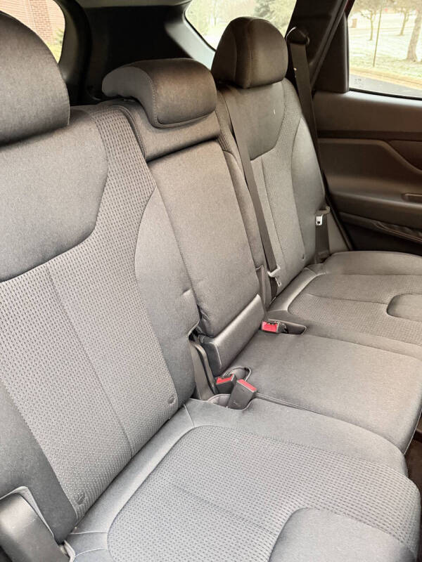 2022 Hyundai Santa Fe SE