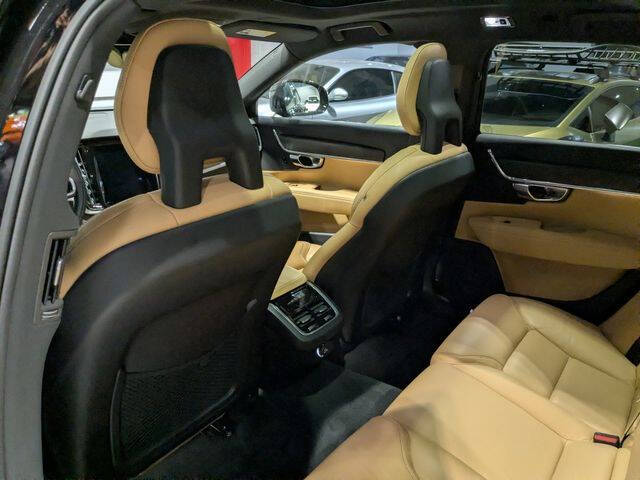 2018 Volvo V90 Cross Country T5