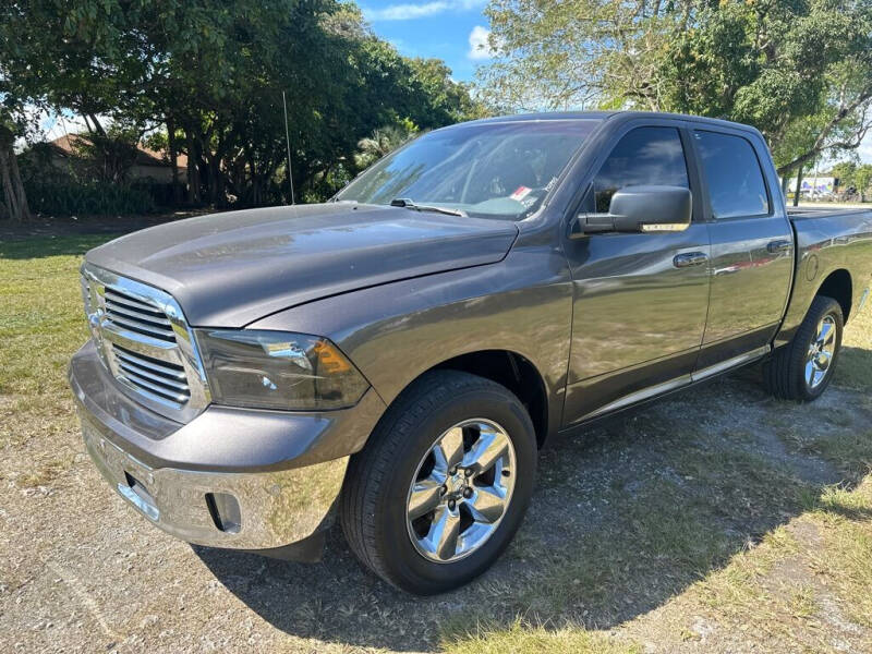 2019 RAM 1500 Classic SLT