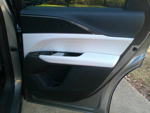 2024 Cadillac LYRIQ Sport 1