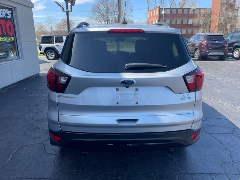 2019 Ford Escape SE photo 5