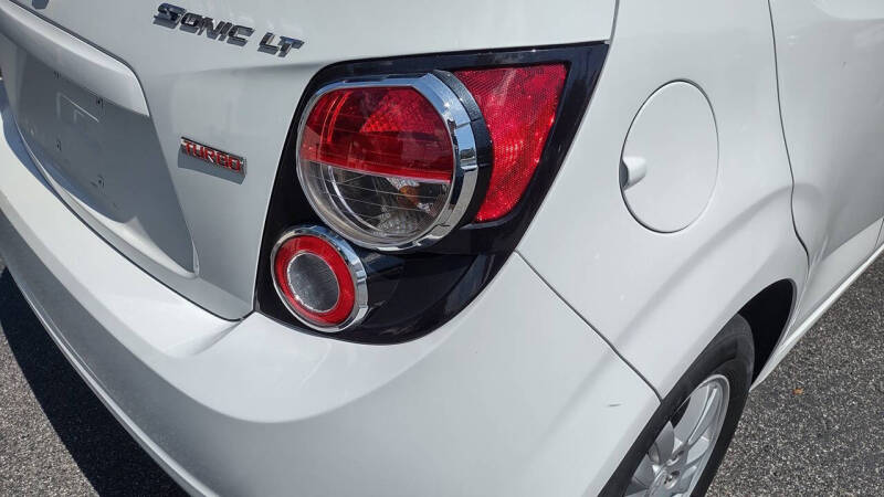 2016 Chevrolet Sonic LT Auto