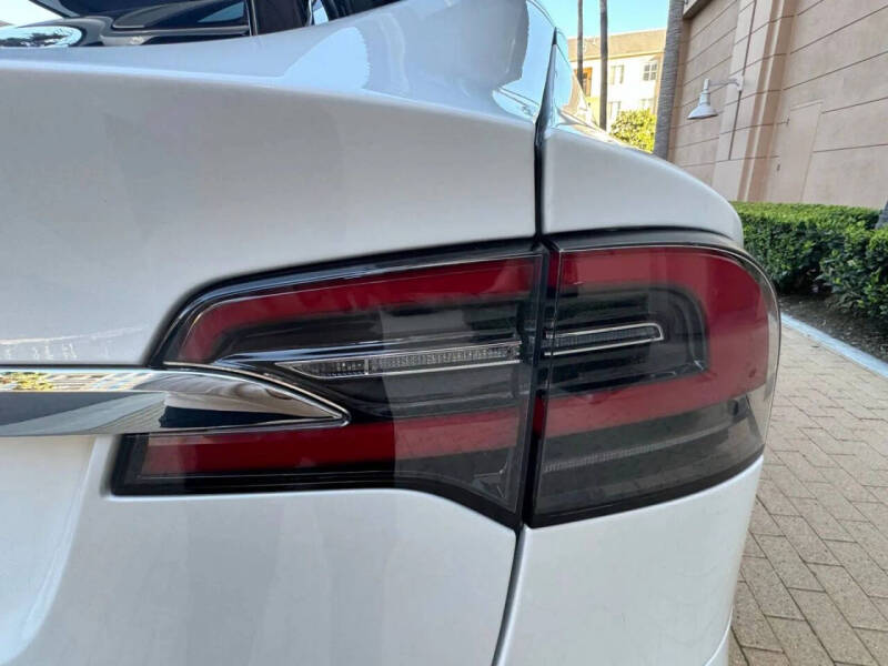 2019 Tesla Model X Long Range