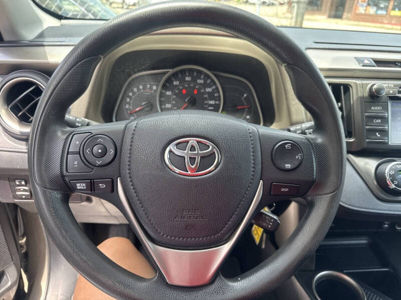 2015 Toyota RAV4 LE