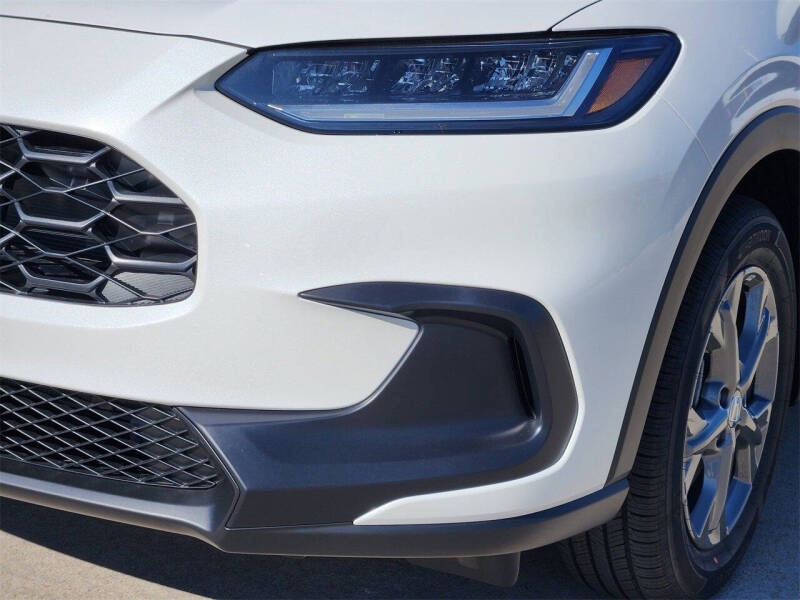 2027 Honda HR-V LX
