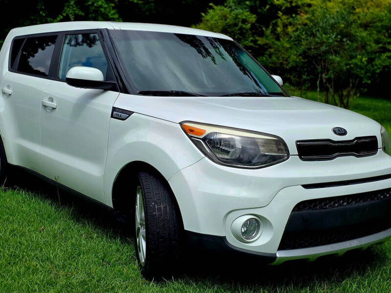 2018 Kia Soul +