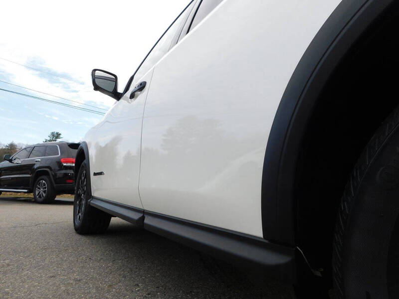 2020 Nissan Pathfinder SL