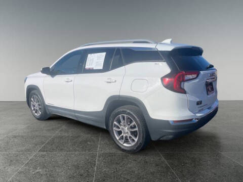 2023 GMC Terrain SLT