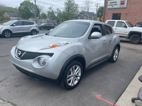 2014 Nissan JUKE for sale at Car VIP Auto Sales in Danbury CT