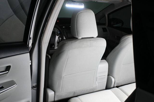 2013 Toyota Prius v Three