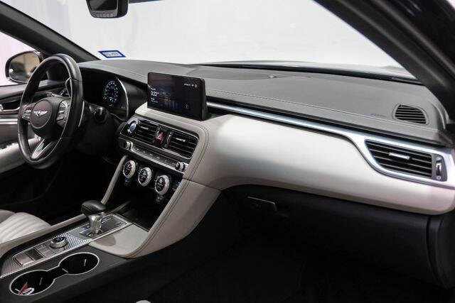 2023 Genesis G70