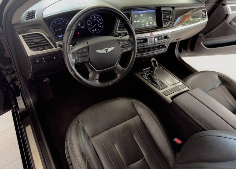 2016 Hyundai Genesis