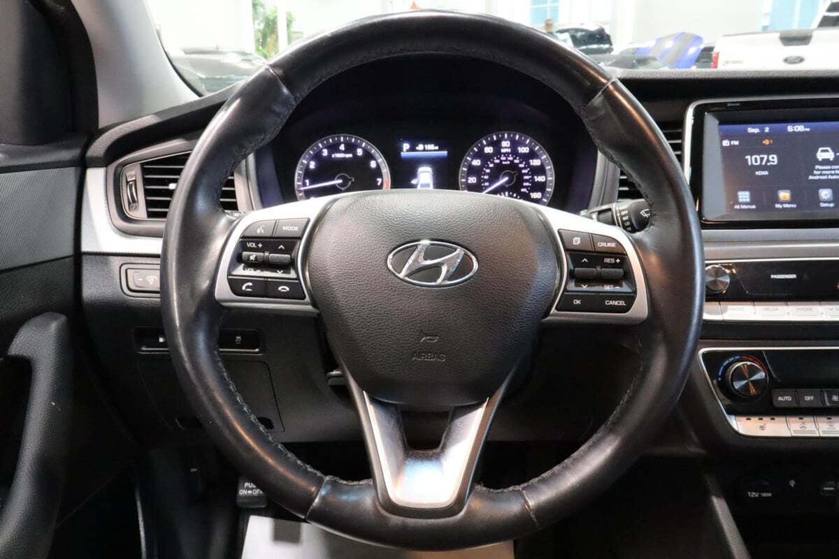 2019 Hyundai SONATA for sale at IMD MOTORS, INC in Dallas, TX