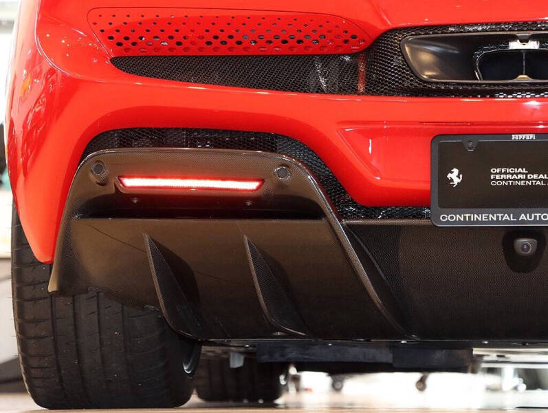 2024 Ferrari 296 GTS