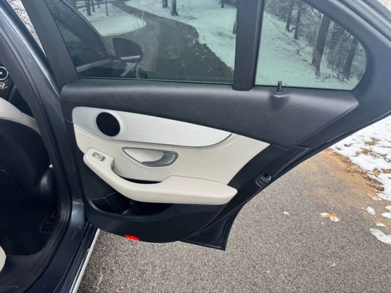 2015 Mercedes-Benz C-Class C 300