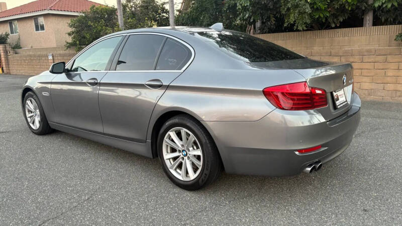 2015 BMW 5 Series 528i