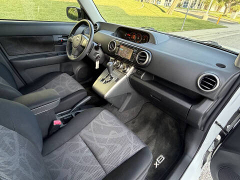 2014 Scion xB
