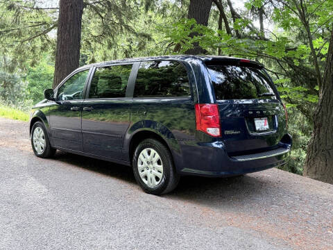 2014 Dodge Grand Caravan American Value Package