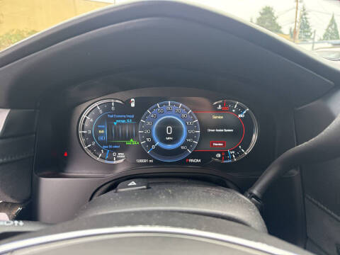 2016 Cadillac Escalade Platinum