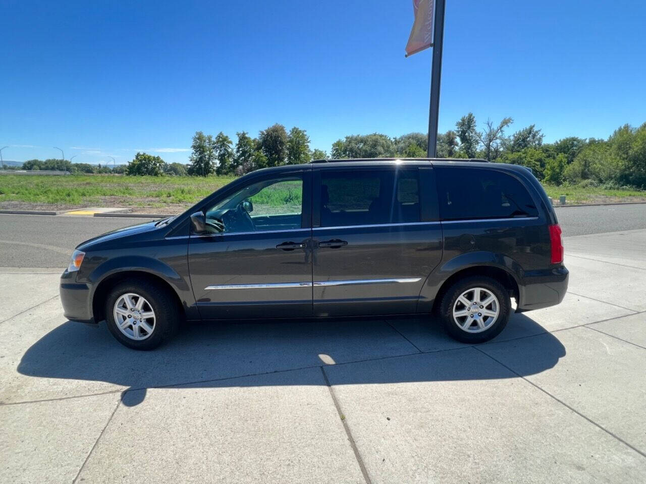 2012 Chrysler Town and Country for sale at WALLA WALLA AUTO SALES in Walla Walla, WA