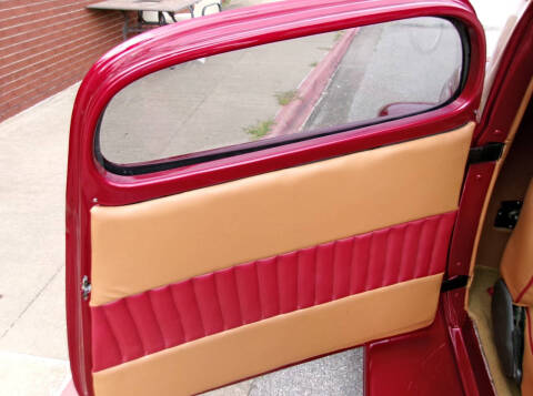 1934 Ford 3 WINDOW COUPE