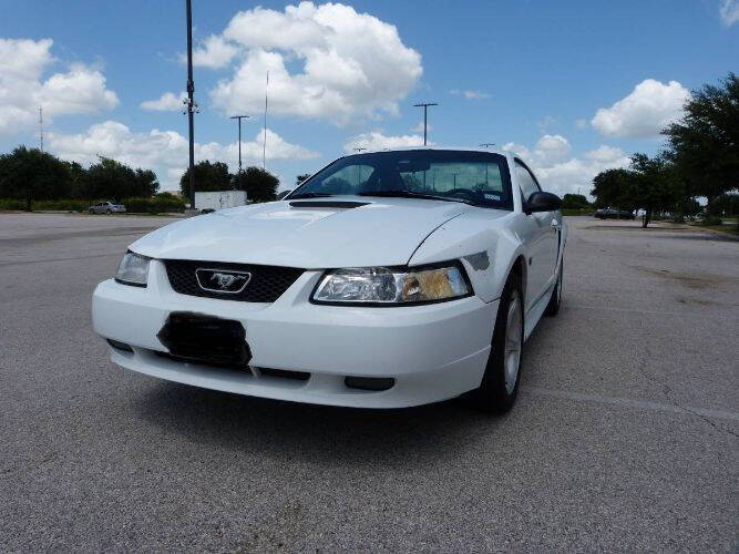 2000 Ford Mustang GT