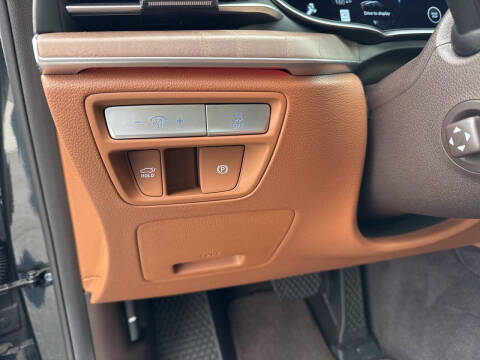 2024 Genesis Electrified G80 Advanced