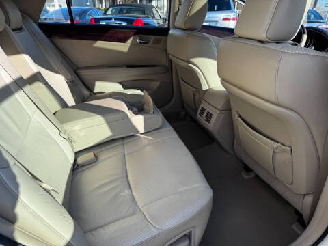 2011 Toyota Avalon Limited