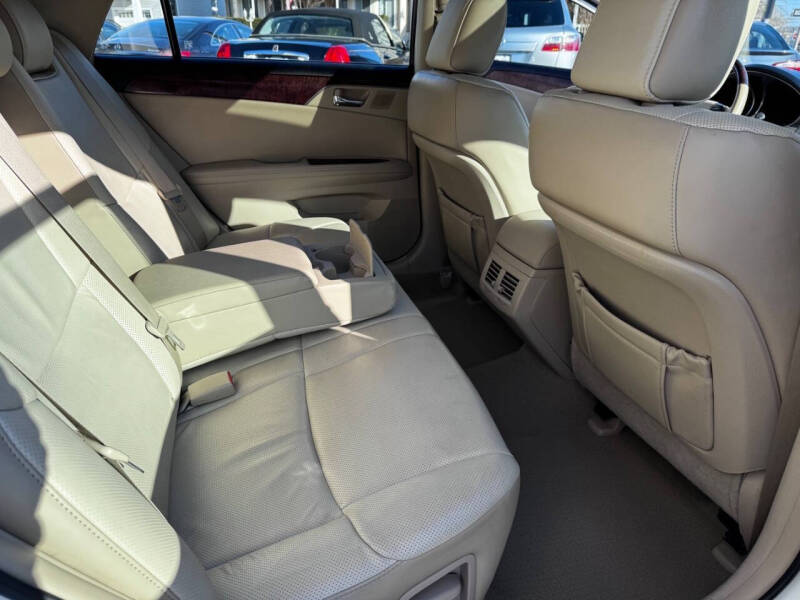 2011 Toyota Avalon Limited