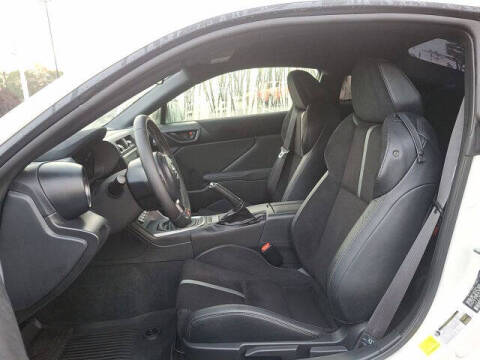 2025 Toyota GR86 Premium