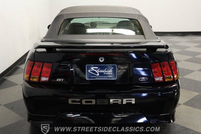 2001 Ford Mustang SVT Cobra