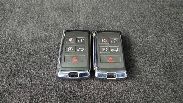 2024 Land Rover Range Rover Sport P360 SE