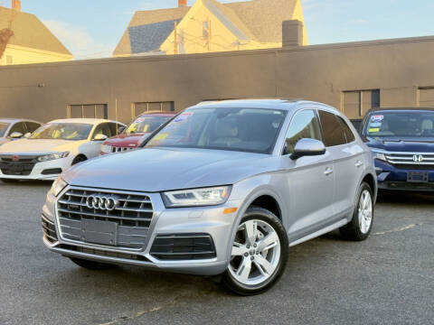 2018 Audi Q5 2.0T quattro Premium Plus