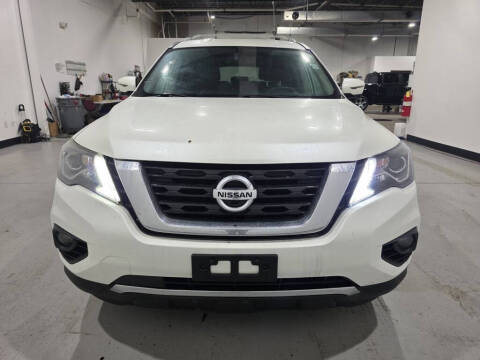 2017 Nissan Pathfinder SL