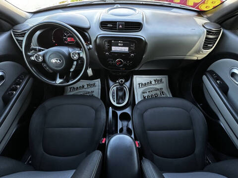 2017 Kia Soul +