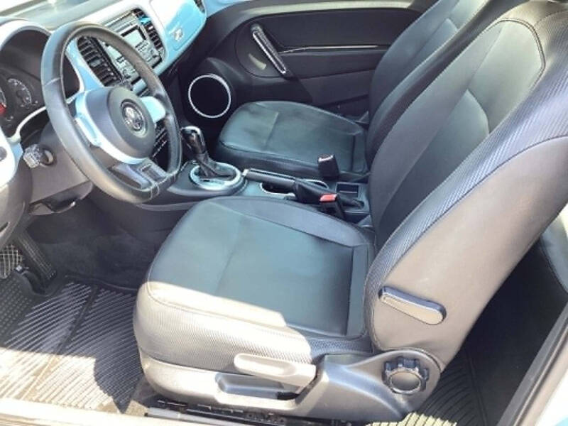 2012 Volkswagen Beetle 2.5L PZEV
