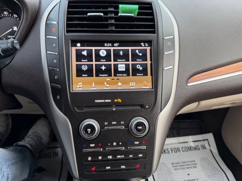 2017 Lincoln MKC Select