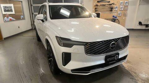 2025 Volvo XC90 B6 Plus Bright Theme 7P