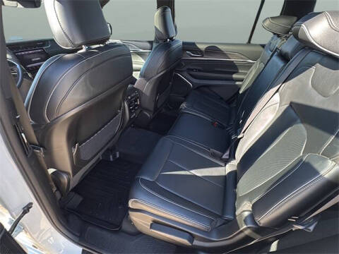 2023 Jeep Grand Cherokee L Overland