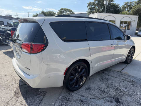 2019 Chrysler Pacifica Limited