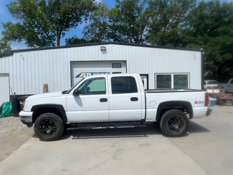 2006 Chevrolet Silverado 1500 for sale at A & B AUTO SALES in Chillicothe MO