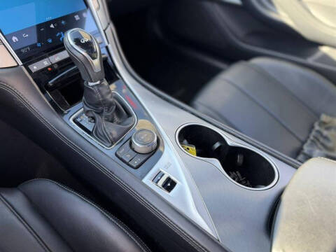 2019 Infiniti Q60 3.0T Luxe