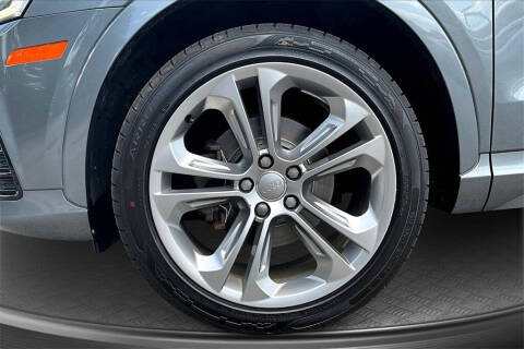 2017 Audi Q3 2.0T quattro Prestige