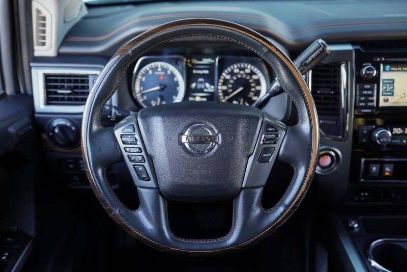 2018 Nissan Titan Platinum Reserve