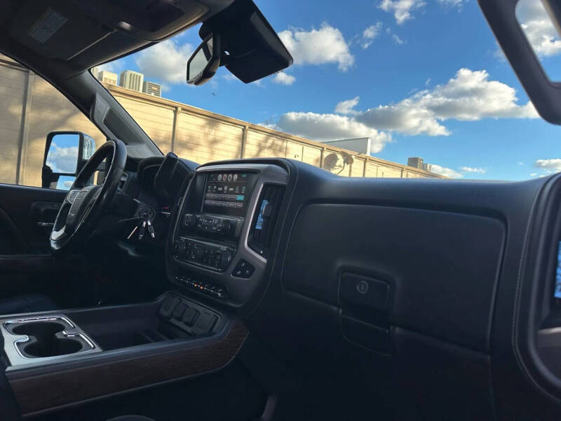 2018 GMC Sierra 2500HD Denali