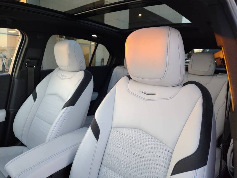 2025 Cadillac XT4 Sport