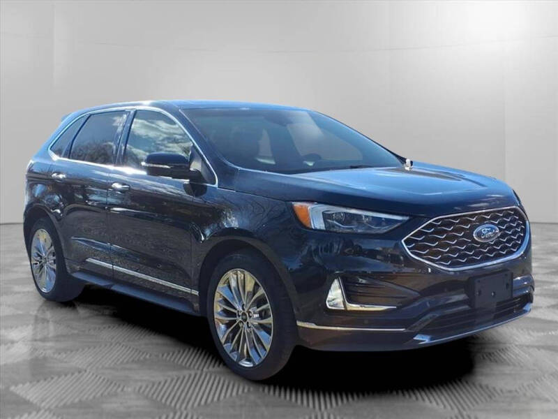 2020 Ford Edge Titanium